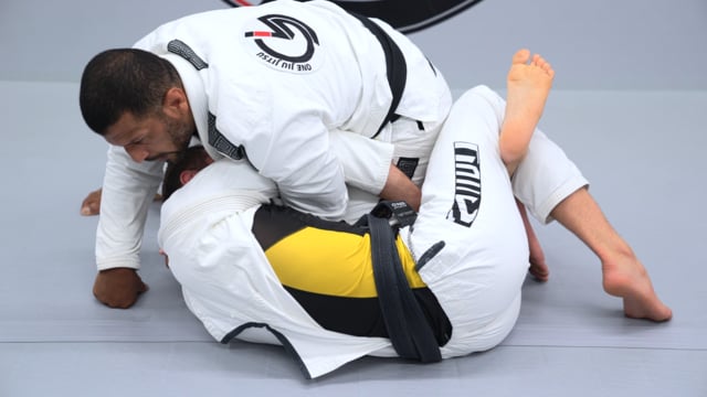 Darce Choke - Using the Lapel