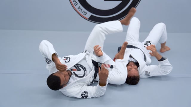Countering Hithhiker Defense - Figure 4 Armbar