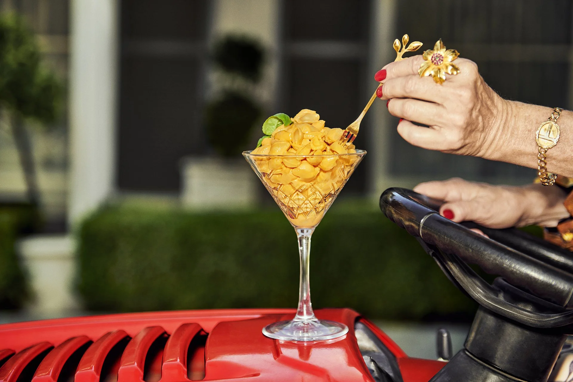 JLE_210901_B2_01_Lawn_0450-2_LOWER RES.jpg