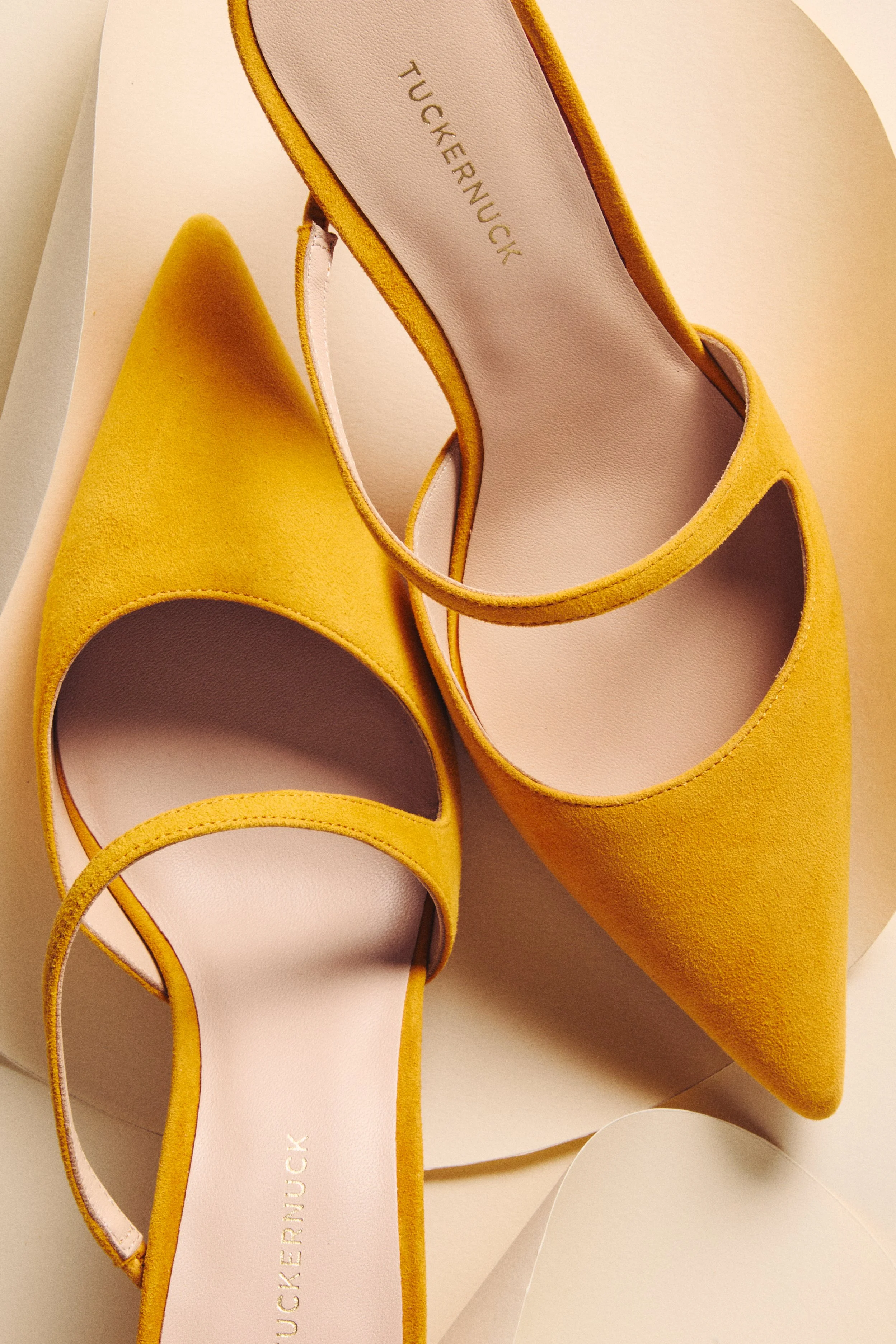 B3_12.18.25_000098_Heels.jpg