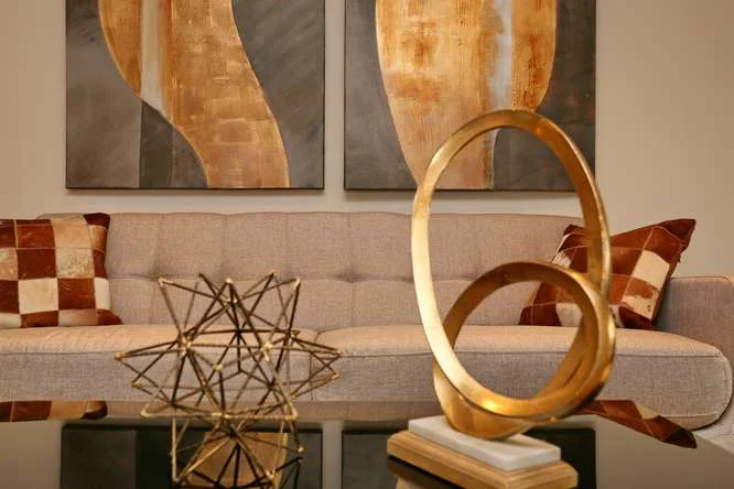 Englewood-small-011-38-Living Room-666x444-72dpi (1).jpg