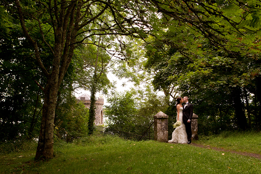 35-irish-wedding-photographer-photography-kilronan-creative-castle-romantic-fairytale-fun-natural-relaxed-documentary-david-maury.jpg