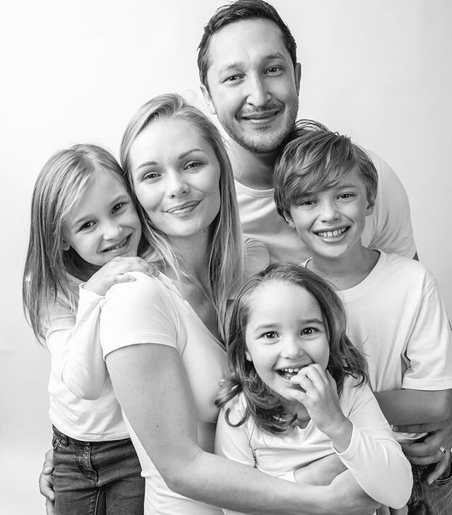 Family portraits to treasure for a lifetime #familyportraits #familyportraitsession #bathphotographer #bathcity #bathportraitphotographer