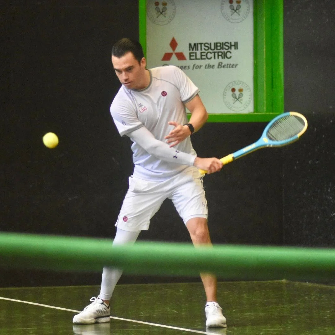 🏆 Royal Tennis Court Champions Trophy Update 🏆
Catch up on all the action from yesterday at the stunning Hampton Court Palace:
📖 Full report 👉 https://www.realtennisnews.com/p/lumley-and-howell-into-champions

👏 Huge thanks to #BenGeytenbeek for