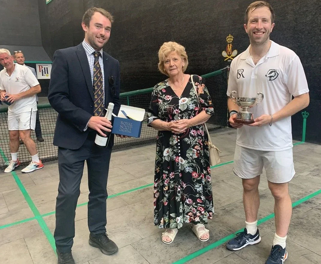 🏆 Congratulations Rob Shenkman!

A familiar face at RTC and on the Champions Trophy circuit, Rob Shenkman has claimed the David Cull Trophy, a prestigious tournament open only to MCC members, candidates, and professionals.

In a historic match, Rob 