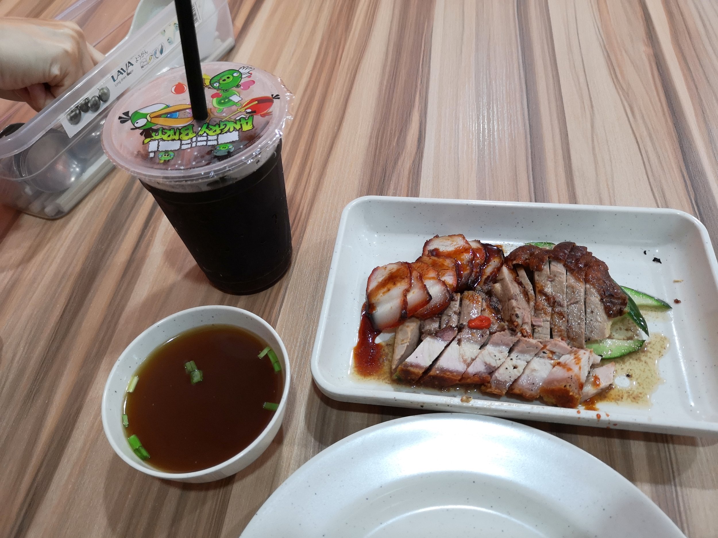 皇后坊烧腊面家 or Queen Park Chicken Rice
