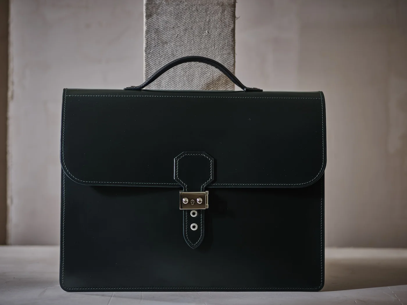 Bespoke racing green bridle leather briefcase handmade by Charles Laurie London