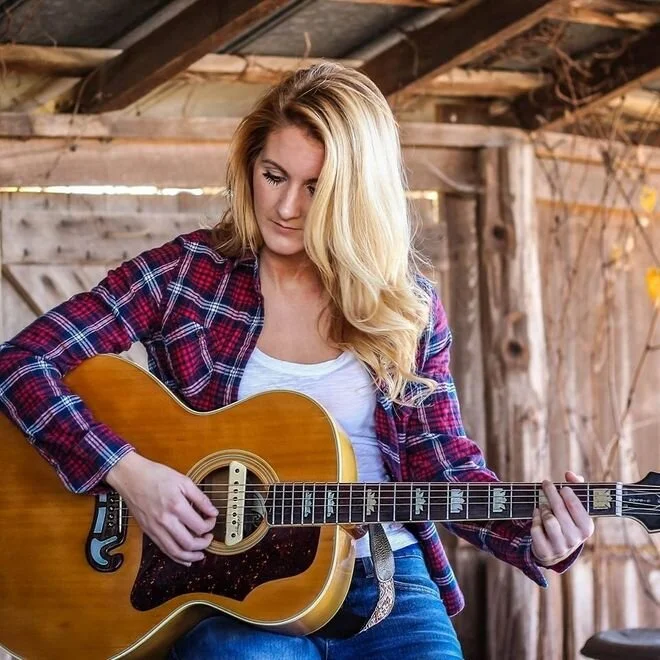 Savanna Chestnut: Prairie Fire