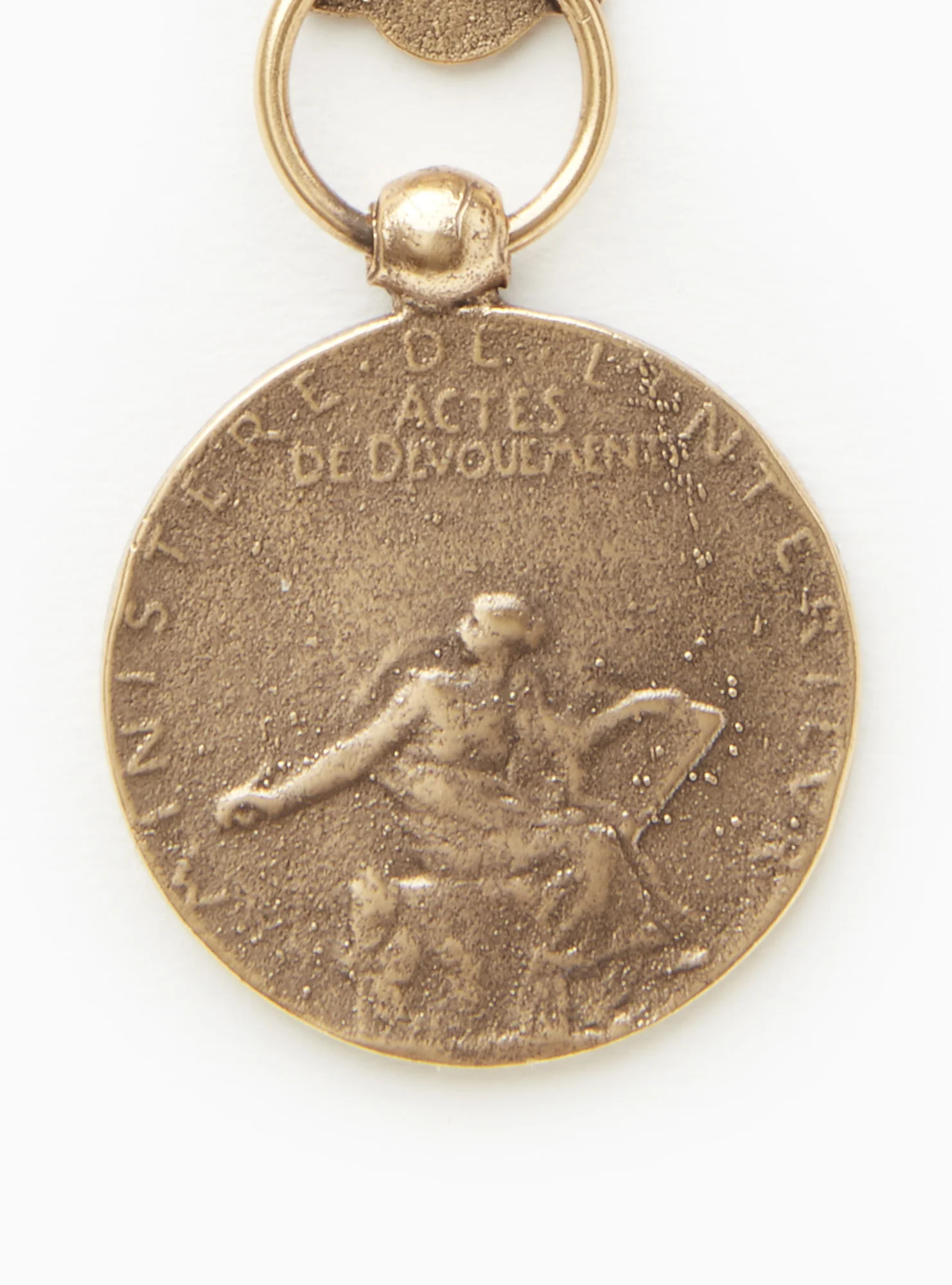Ilari_Chain_115.jpg