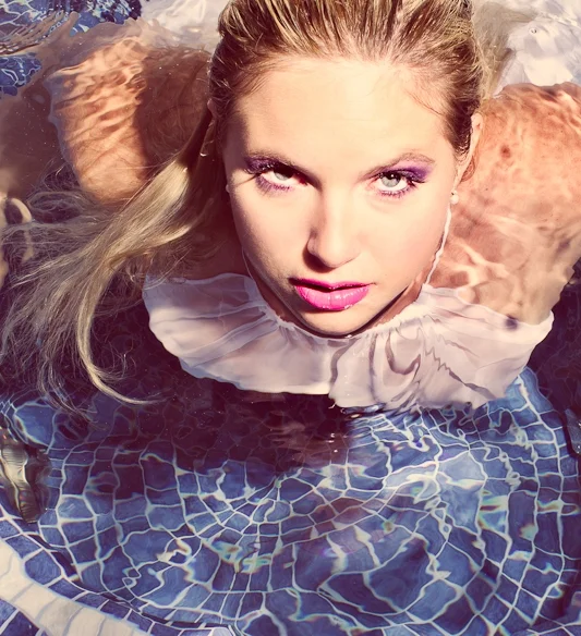 Underwater Bridal Shoot