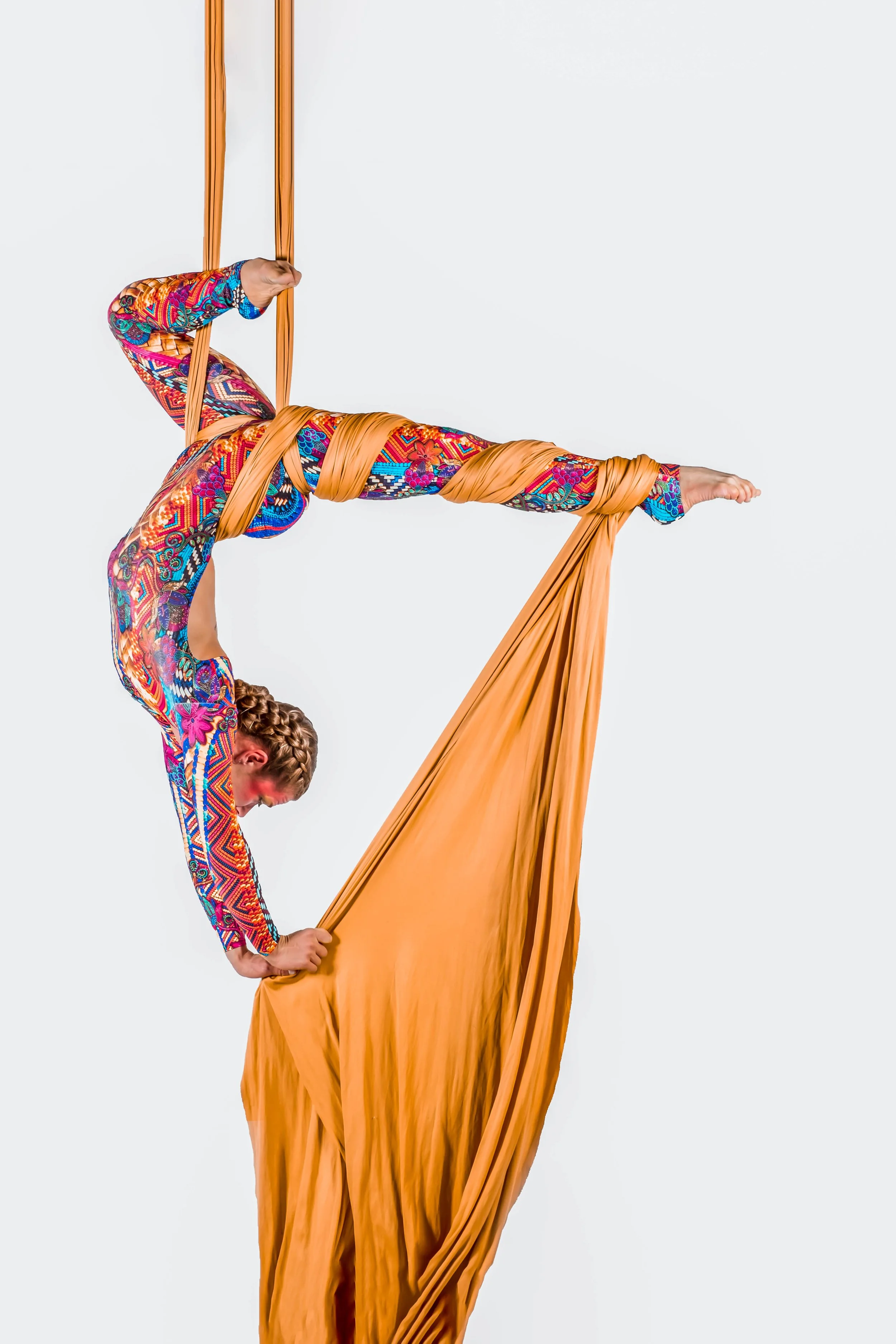 Trellis_AerialSilks_Orange.jpg