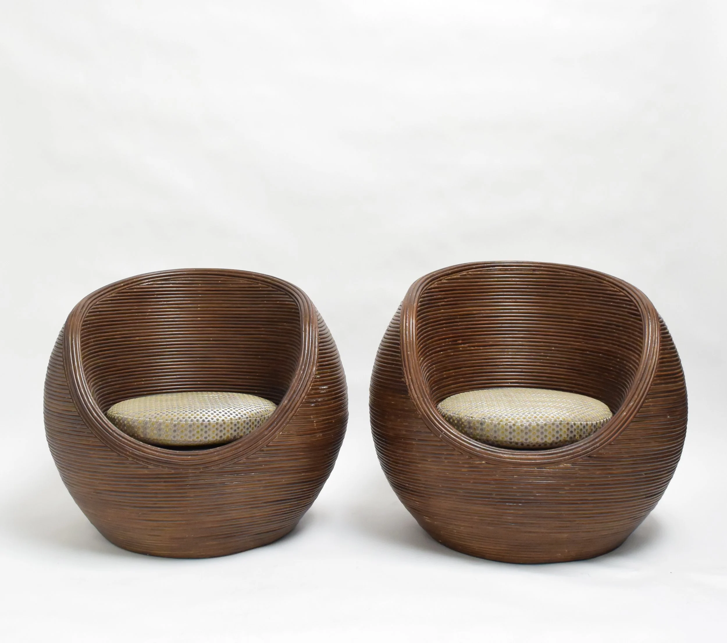 A-Circle-Chair-1.JPG