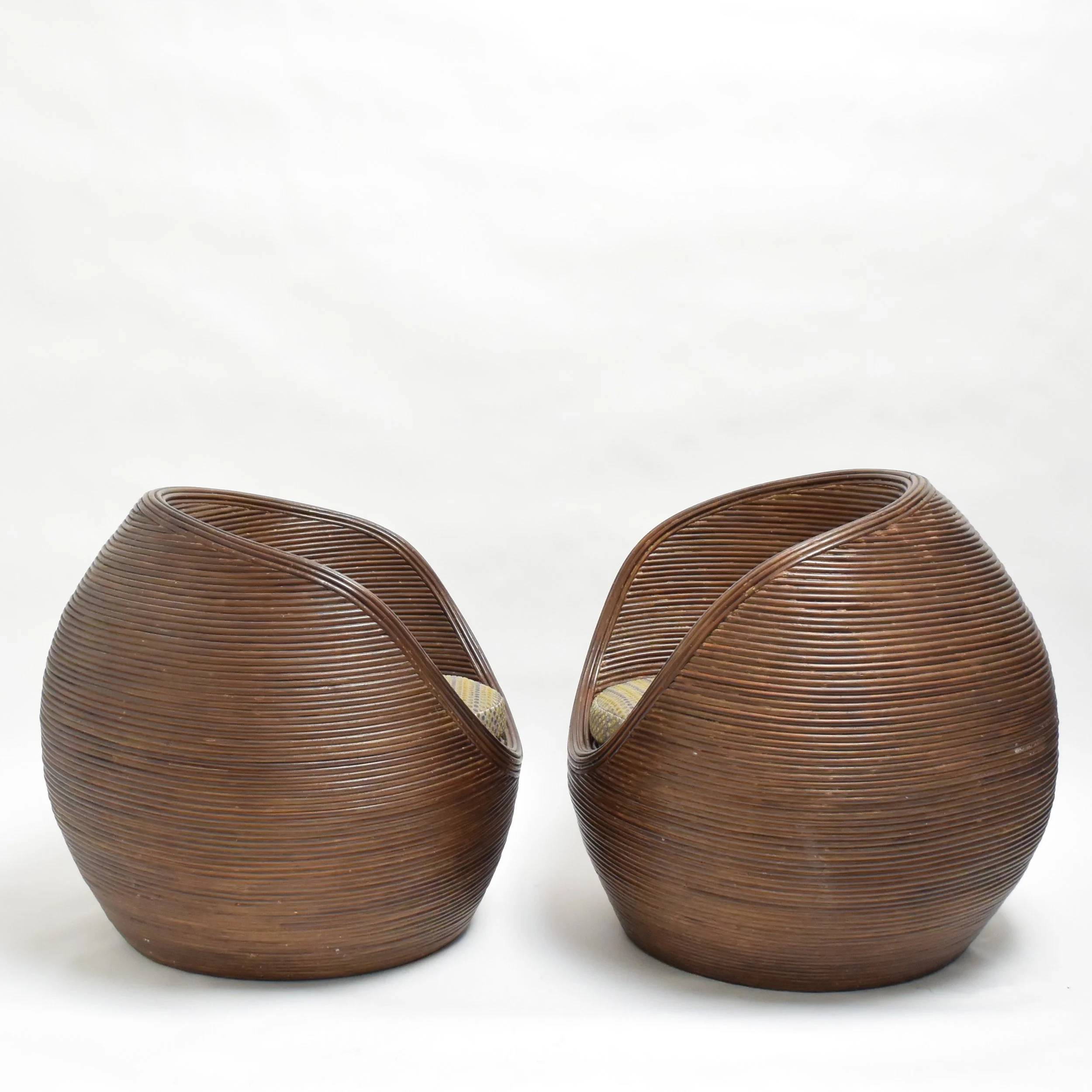 A-Circle-Chair-4.JPG