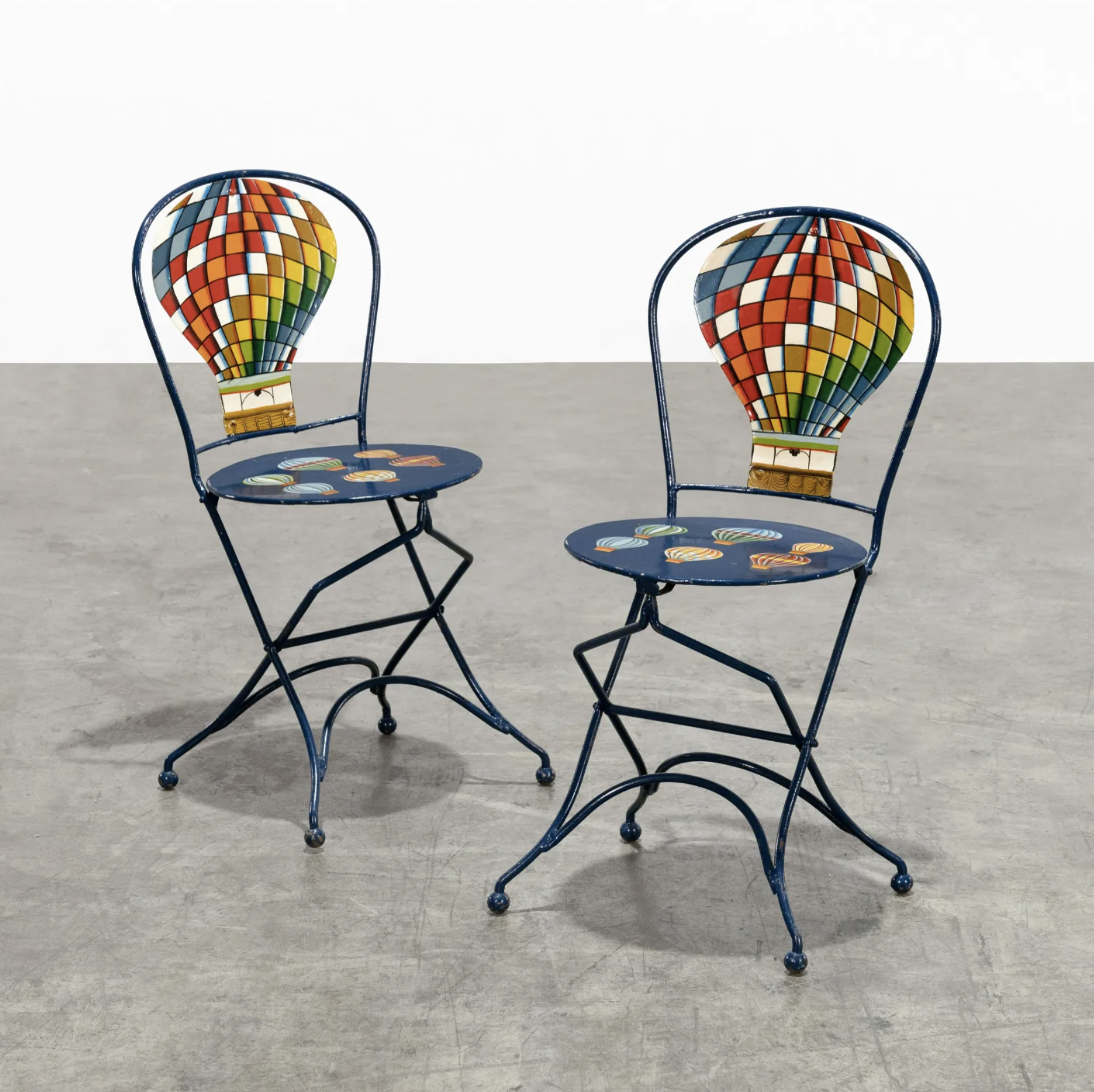 baloon chairs 3.png