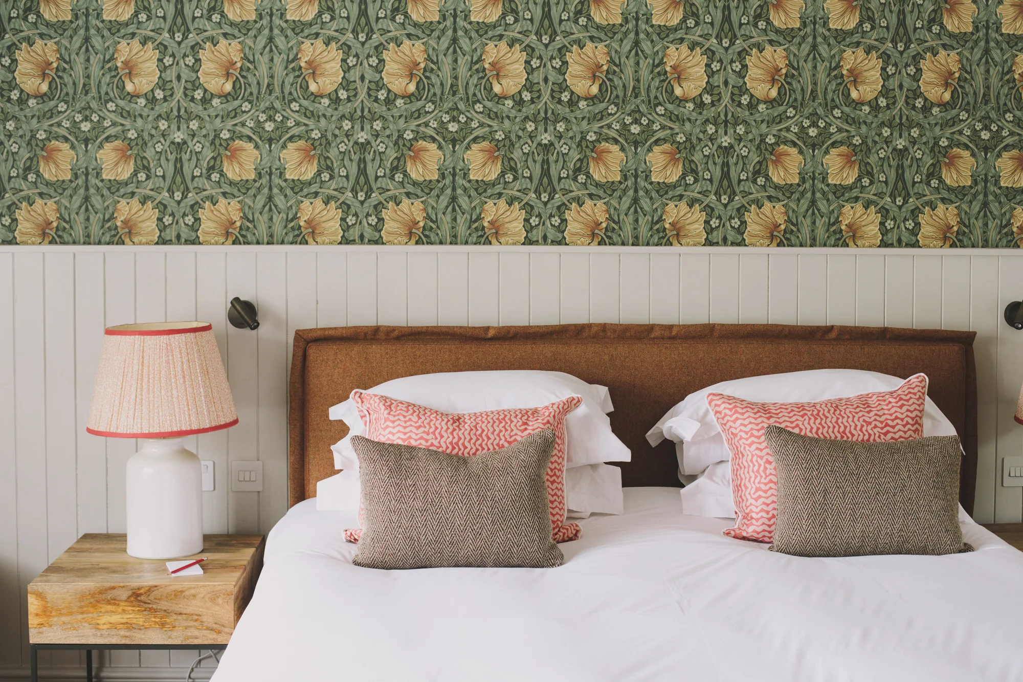 Hampton Manor Lodestars Anthology - 