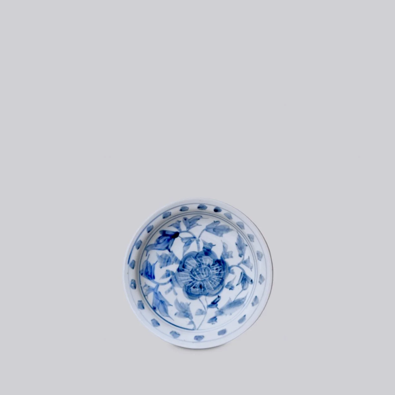 SMALL PEONY PORCELAIN DISH (C629)