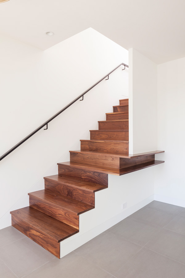 Entry_Stairway_8132.jpg