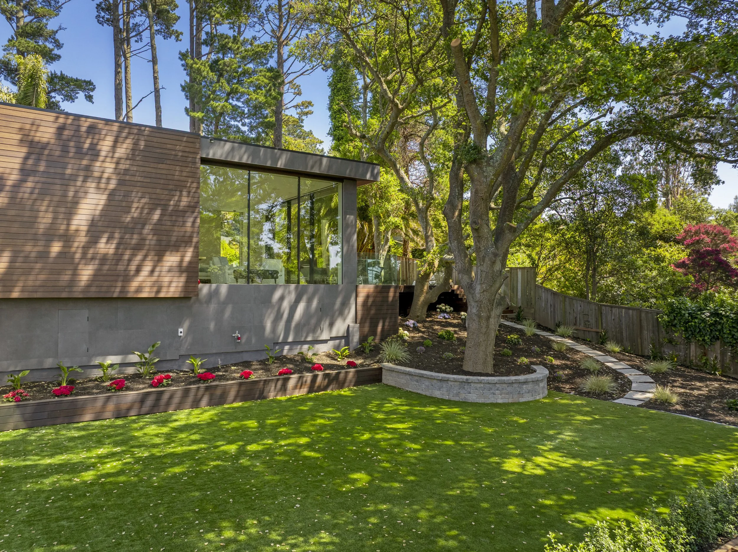 rear yard 1.jpg