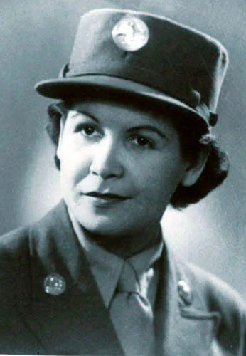 Carmen Contreras-Bozak, First Puerto Rican Woman to Go Overseas in WWII | Episode 77