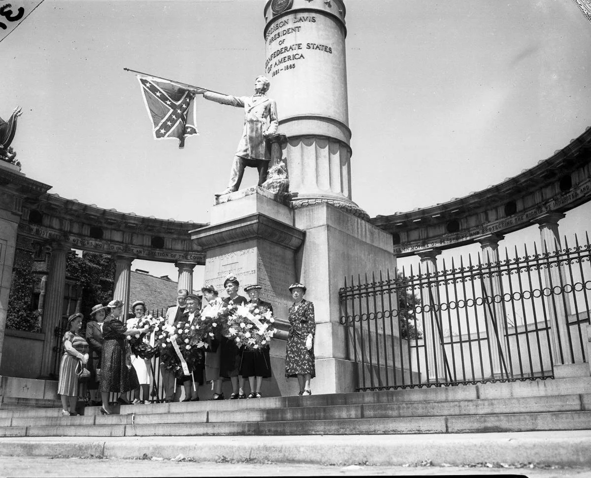 Daughters of the Confederacy, the Southern Women's Cult to White Supremacy | Episode 119