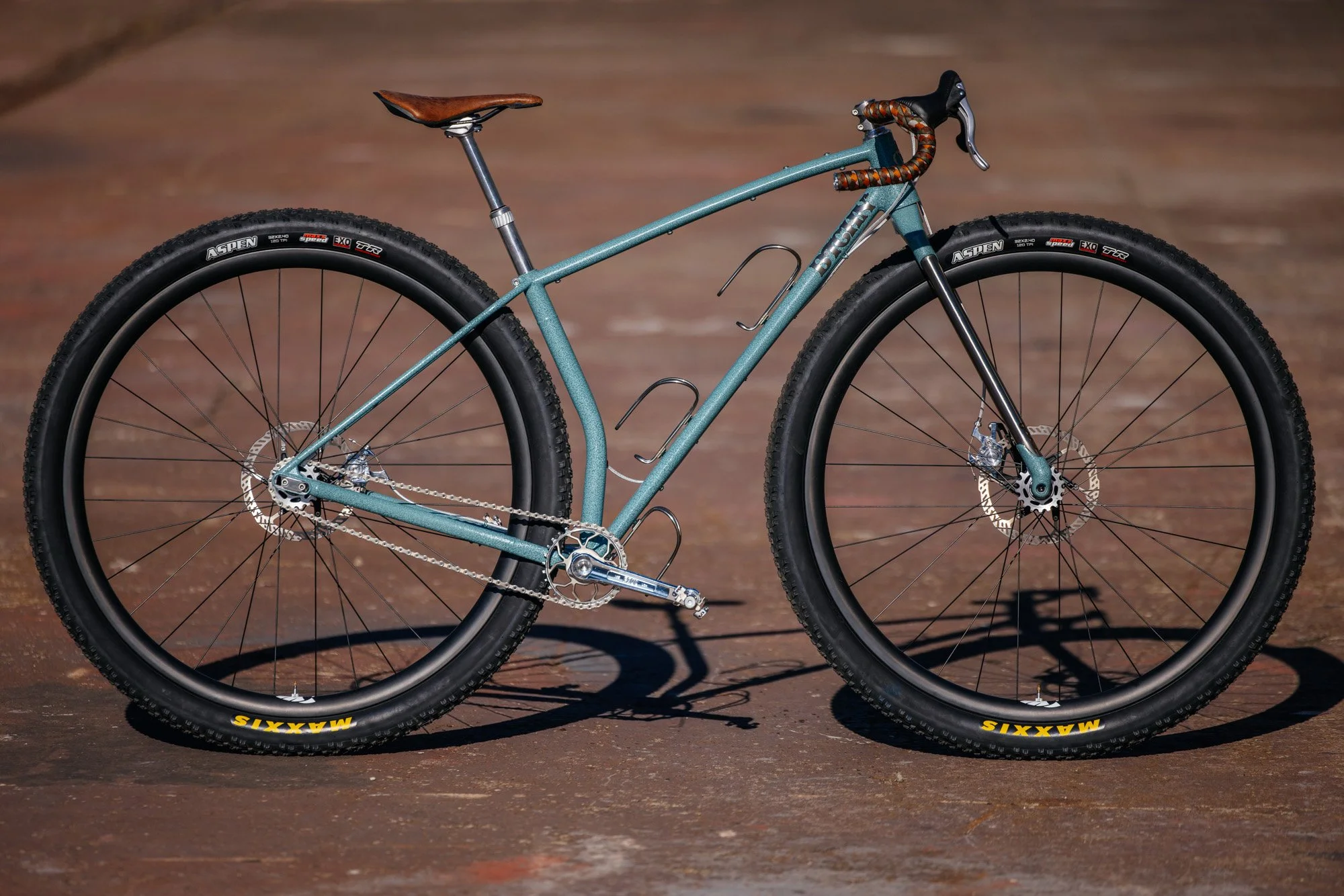 2025-Made-Bike-Show-Btchn-Lonesome-Dove-32er-1.jpeg