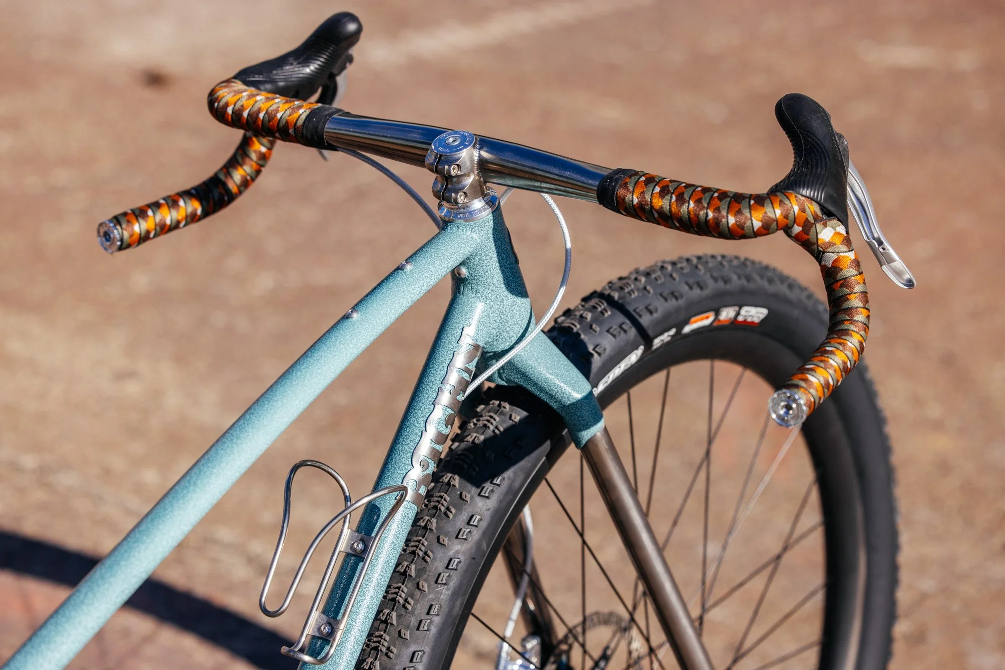 2025-Made-Bike-Show-Btchn-Lonesome-Dove-32er-30.jpeg