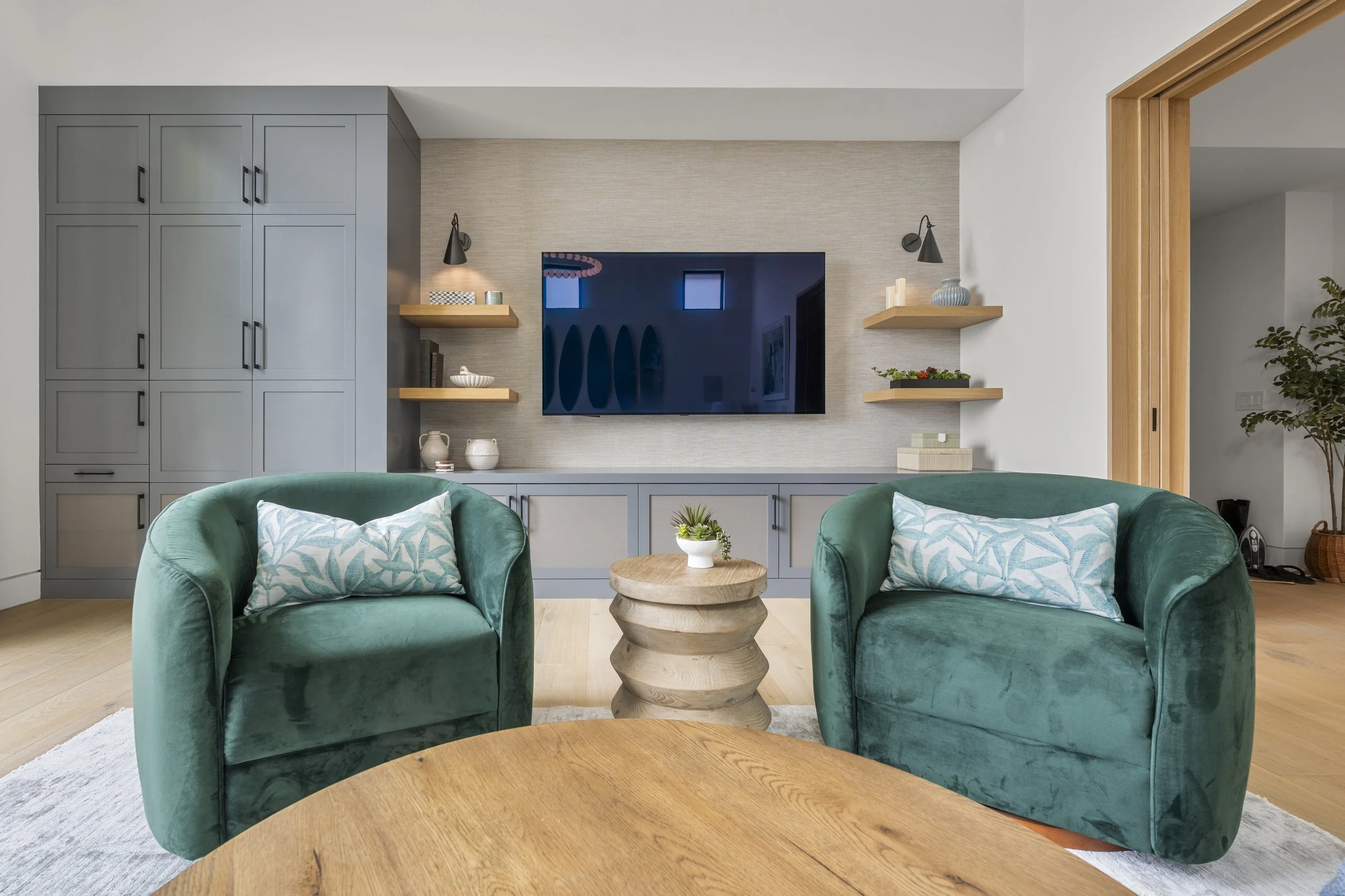 Newport Coast Bonus Room Builtin 2.JPG
