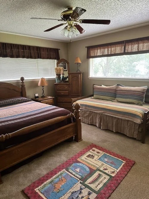BZ back bedroom.jpg