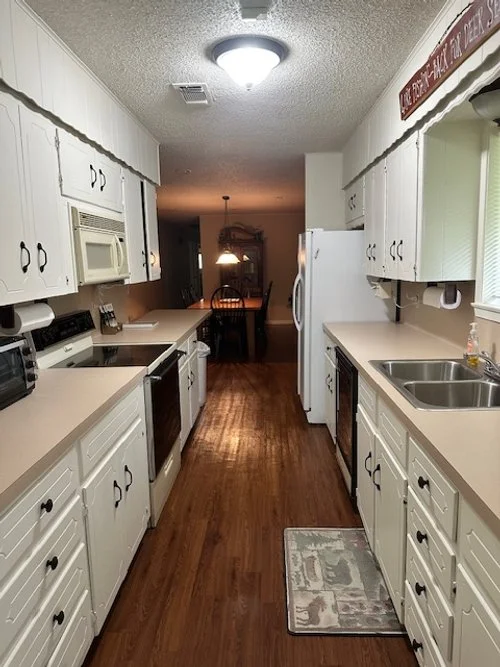 BZ dining room.jpg
