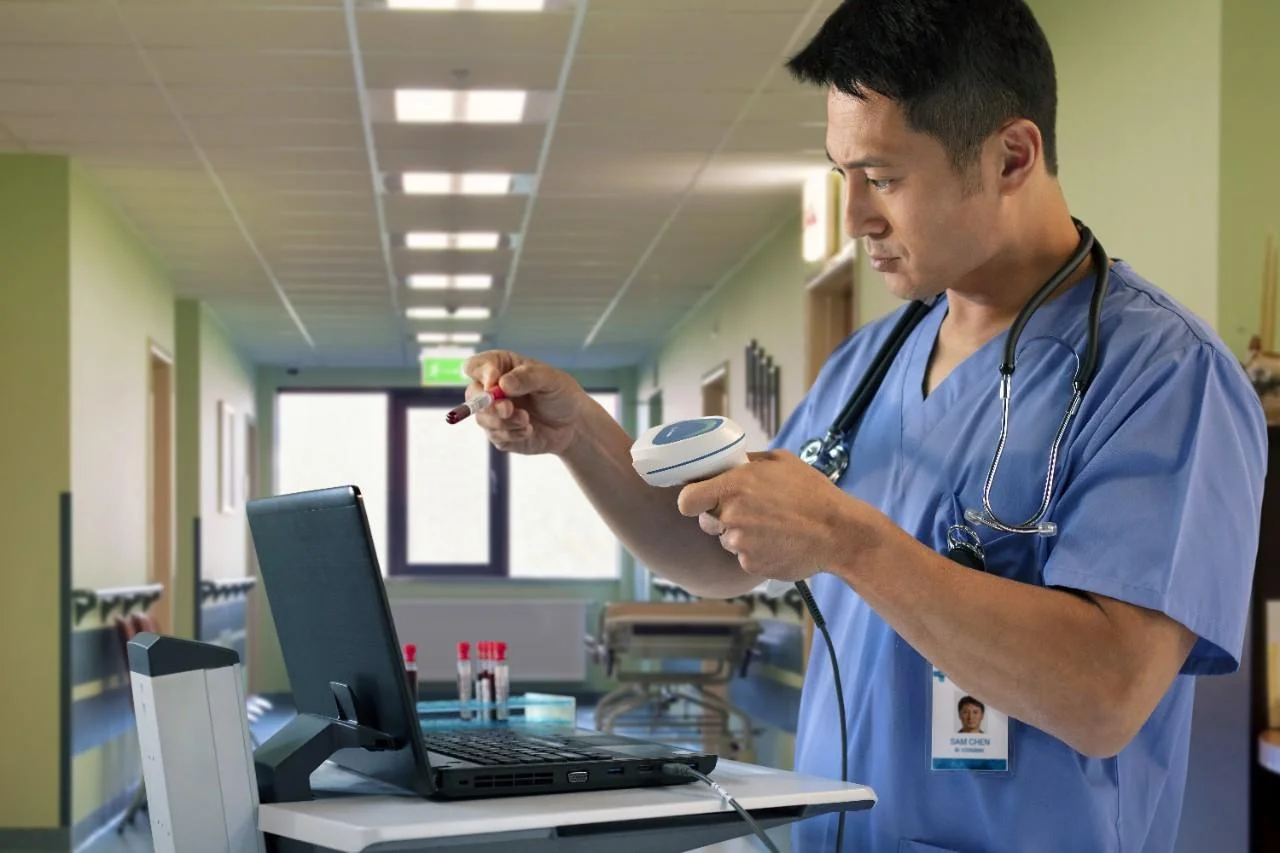 cye-healthcare-nurse-station-9624-source-image-web-72dpi.jpeg