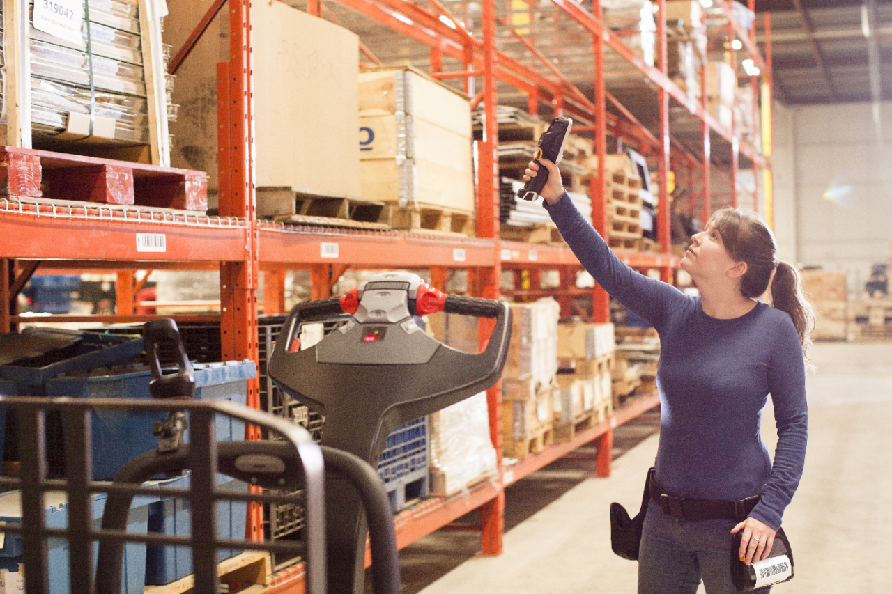 TC8000-Warehouse-IMG4304-print-72dpi.png