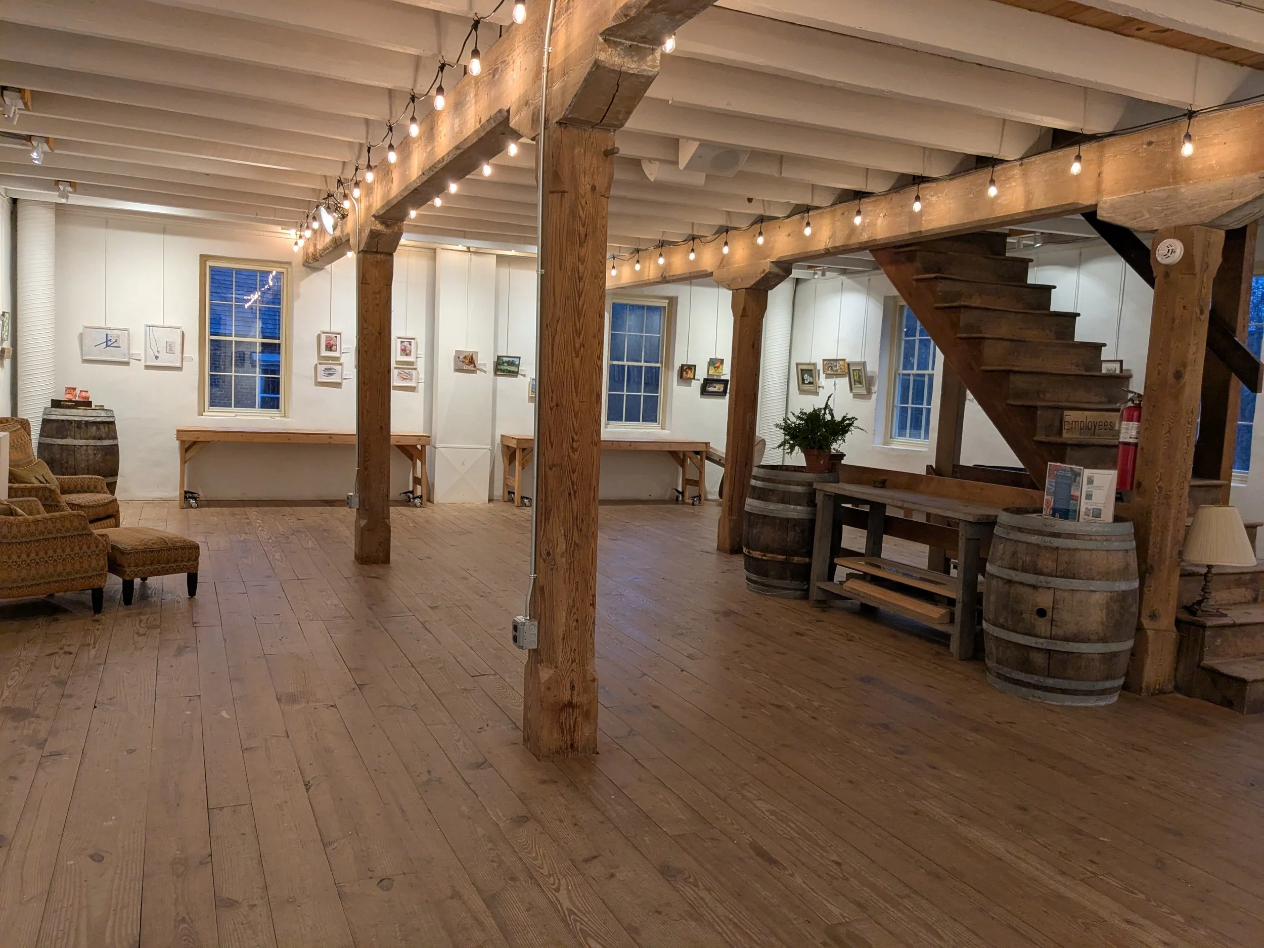 PXL_20251125_212921961 (1).jpg