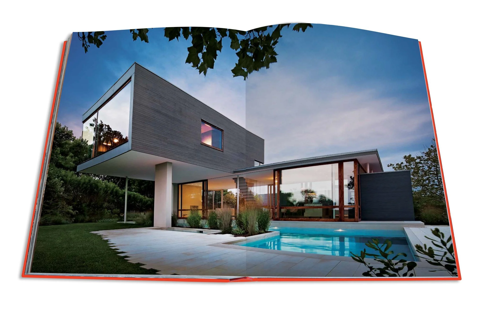 Big_book_Hamptons_inside4_2048x.jpg