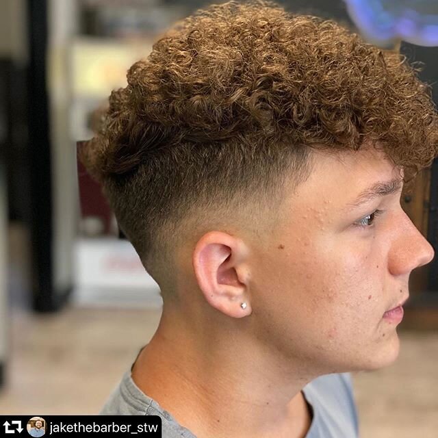 #repost @jakethebarber_stw
・・・
Starting my Saturday off right!! I have openings all day, book at the link in my bio!! **I didn&rsquo;t do the perm, just the cut**
.
.
.
.
#barberownedandoperated #birchfieldbarberco  #barberworld #barbershop #barbergr