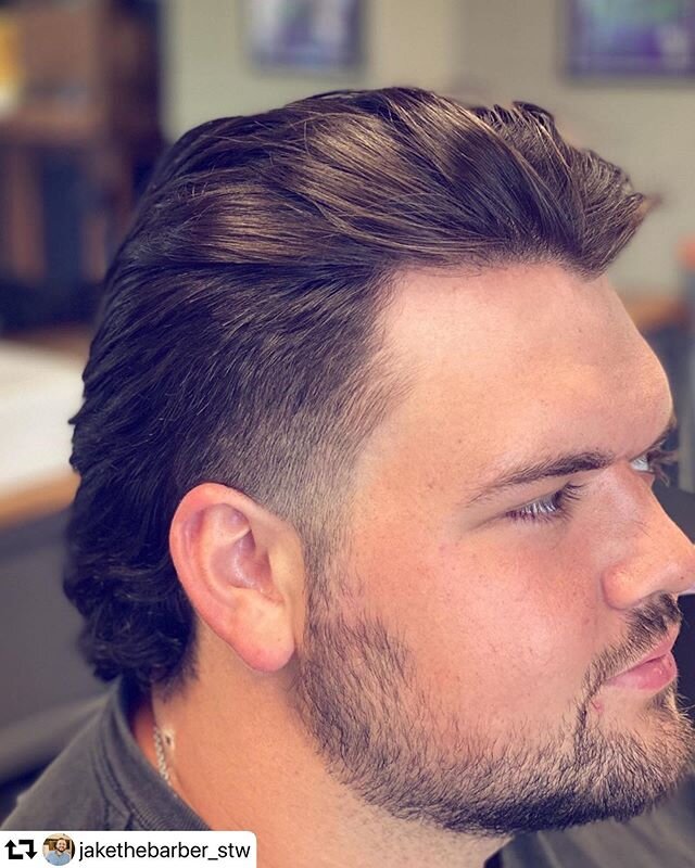 #repost @jakethebarber_stw
・・・
I FINALLY GOT MY MULLET🤘🏼 If you&rsquo;re in the Stillwater area and need to get cleaned up, book with me at the link in my bio or at www.birchfieldbarberco.com 🤙🏻 #finallygotmeamullet #murica #barber #lovemyjob #re