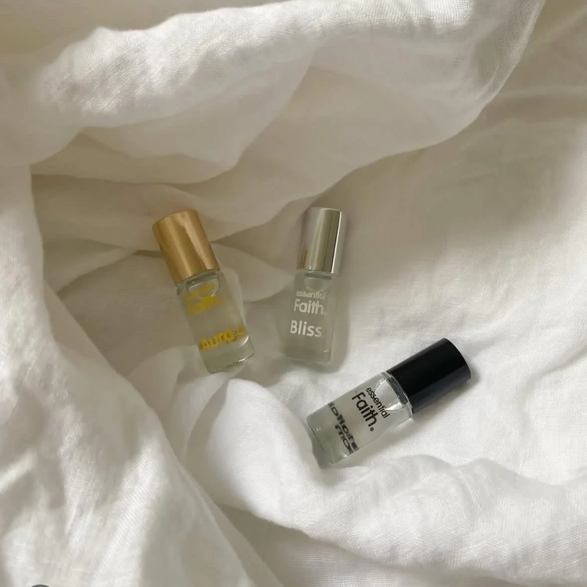 Looking for a scent that goes perfectly for date night? Or girls night out? We&rsquo;ve got you covered. 
Our oils are formulated to work with your body chemistry making it unique to each wearer. Our roll-on applicators make it easy to re-apply on th