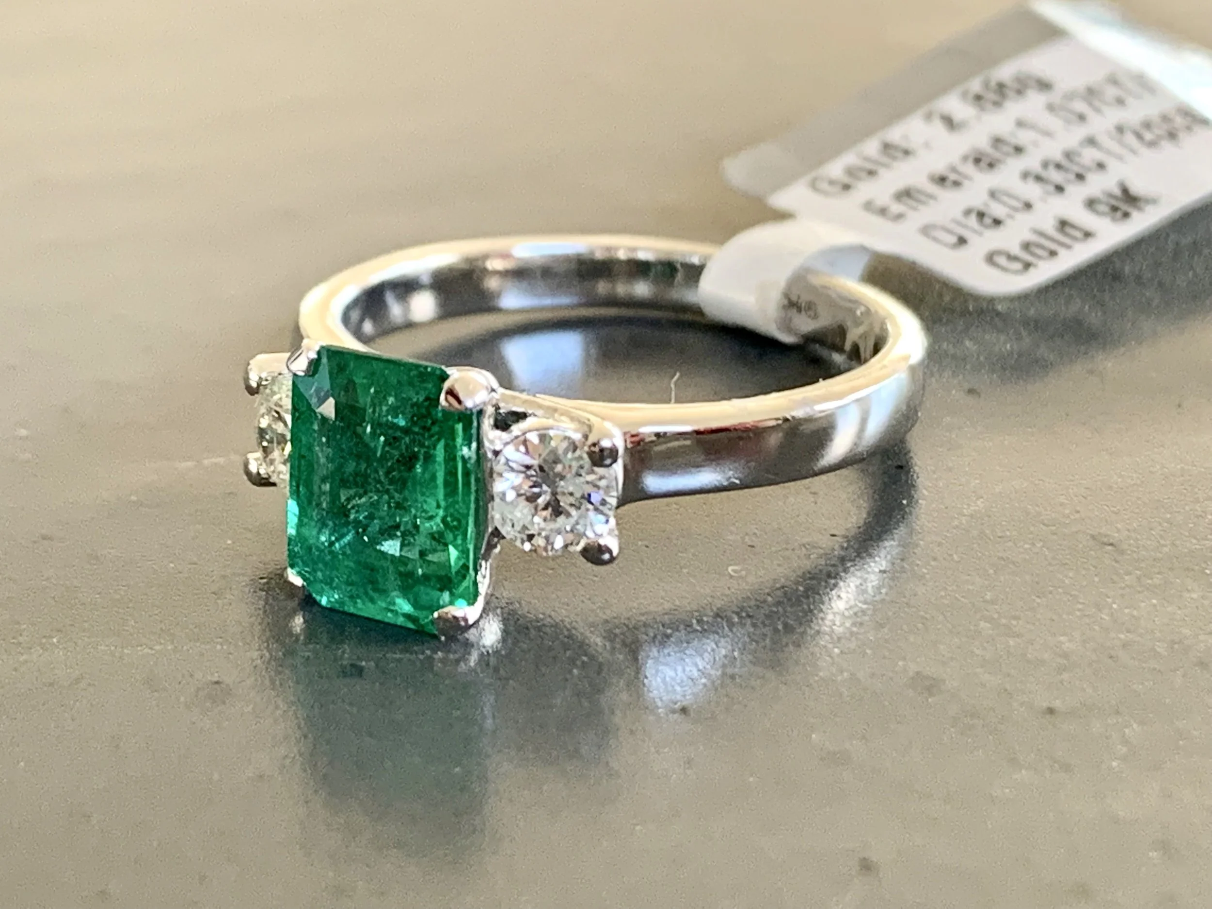 VERY PRETTY HIGH QUALITY 1CT NATURAL EMERALD & DIAMOND RING