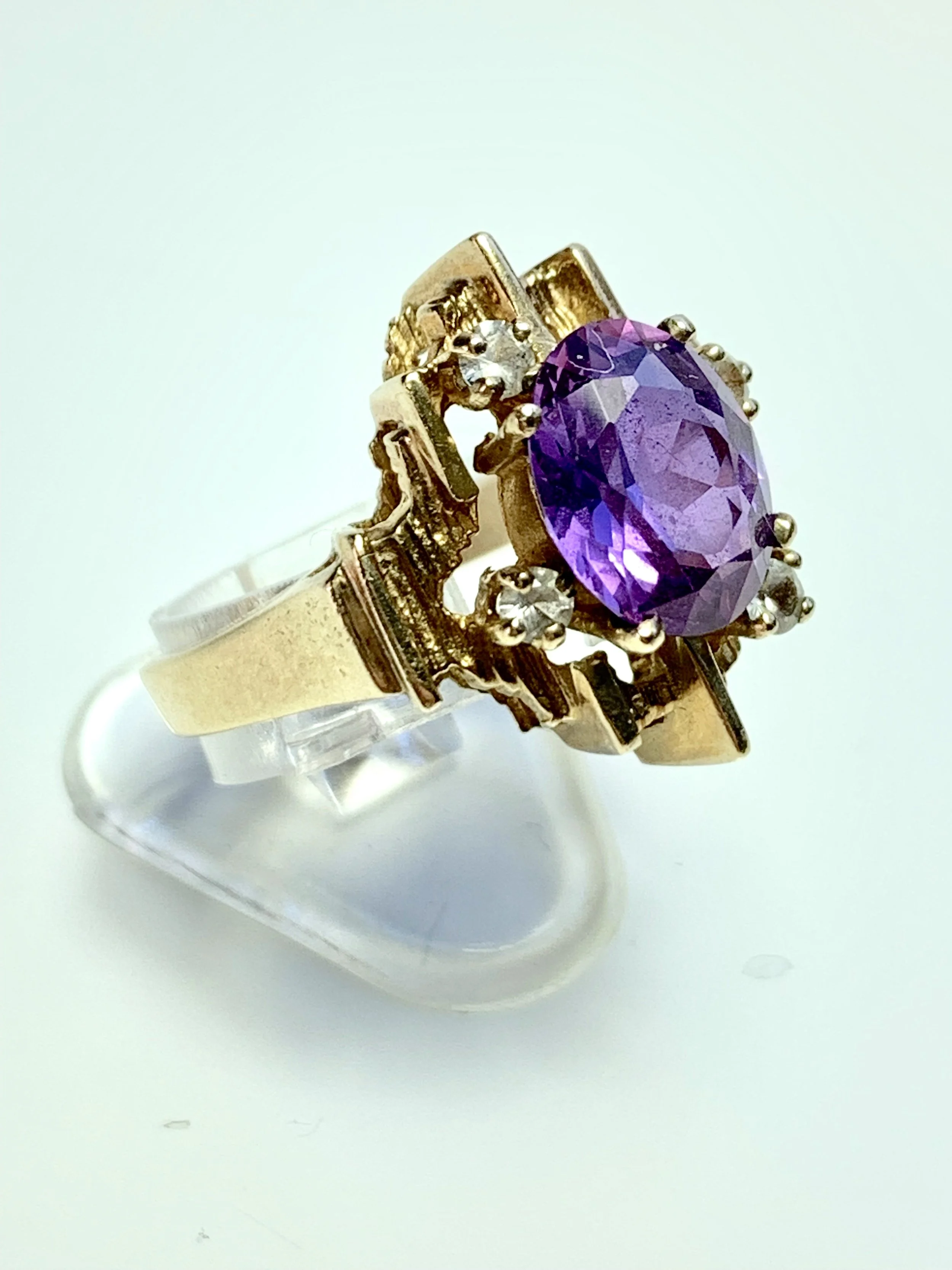 TRULY VINTAGE AMETHYST AND DIAMOND RING CIRCA 1970s WITH VALUATION