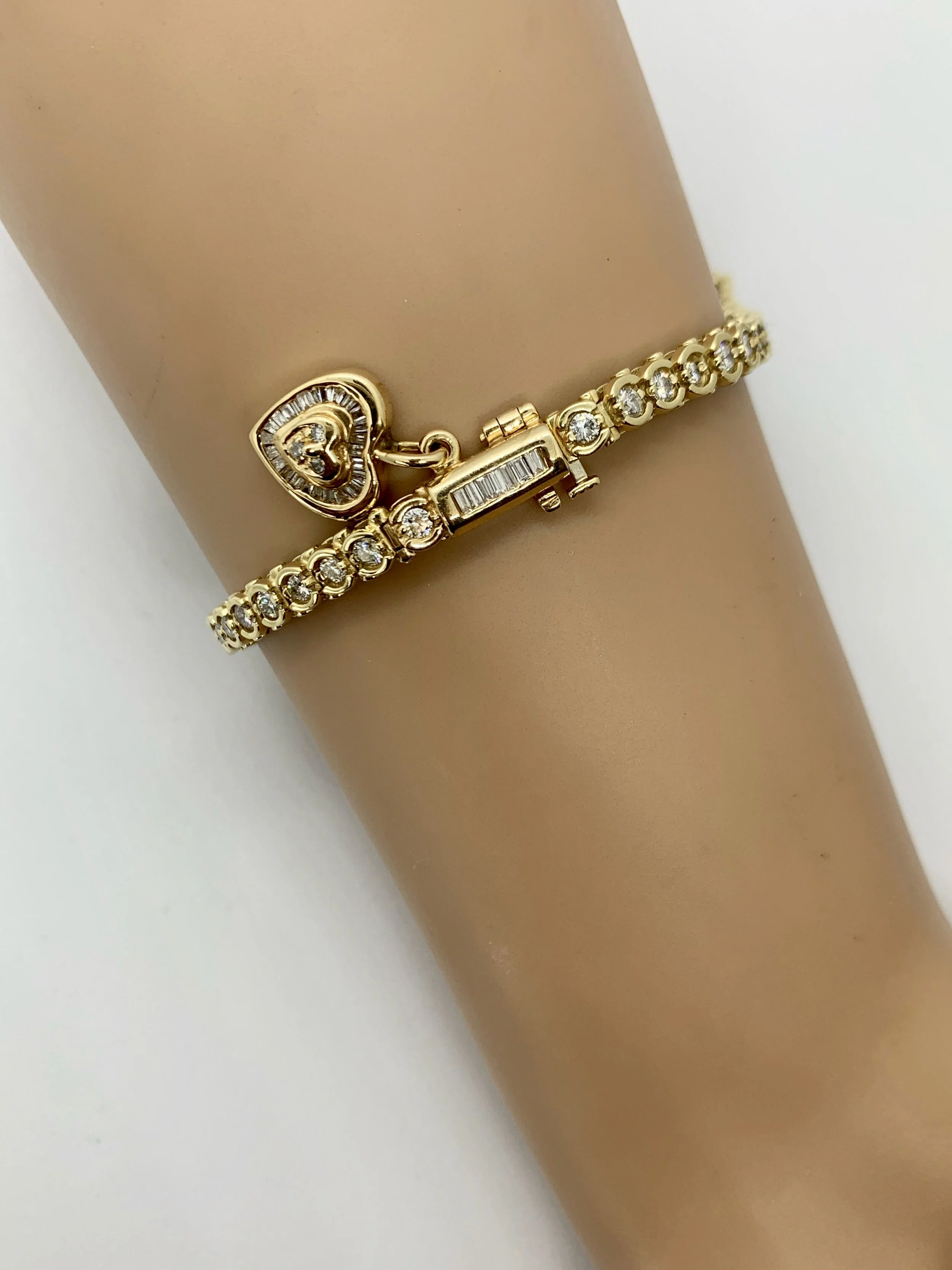 MODERN 3ct DIAMOND TENNIS BRACELET 14CT YELLOW GOLD WITH VALUATION