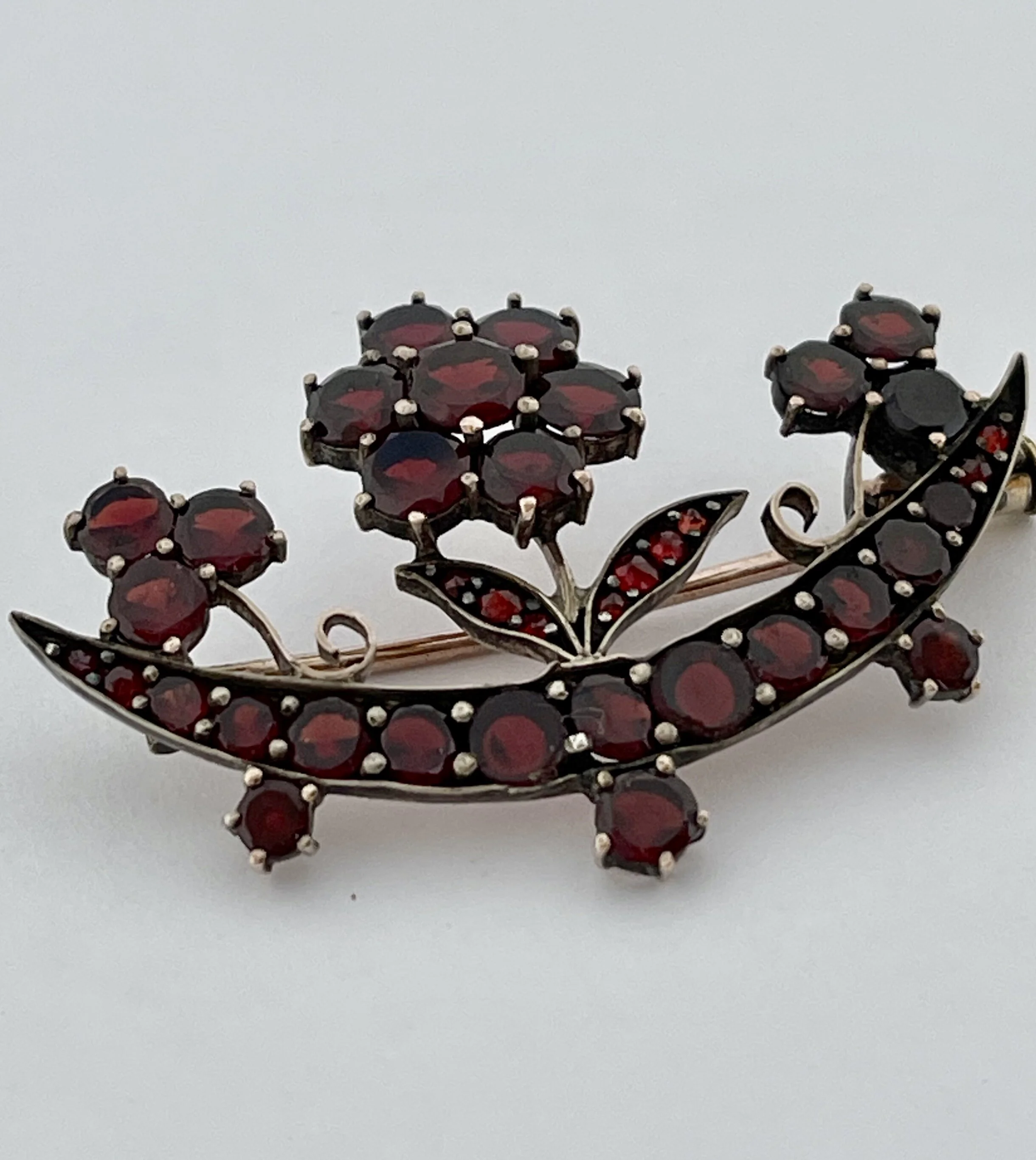 ANTIQUE VICTORIAN BOHEMIAN GARNET GOLD AND SILVER FLOWER BROOCH