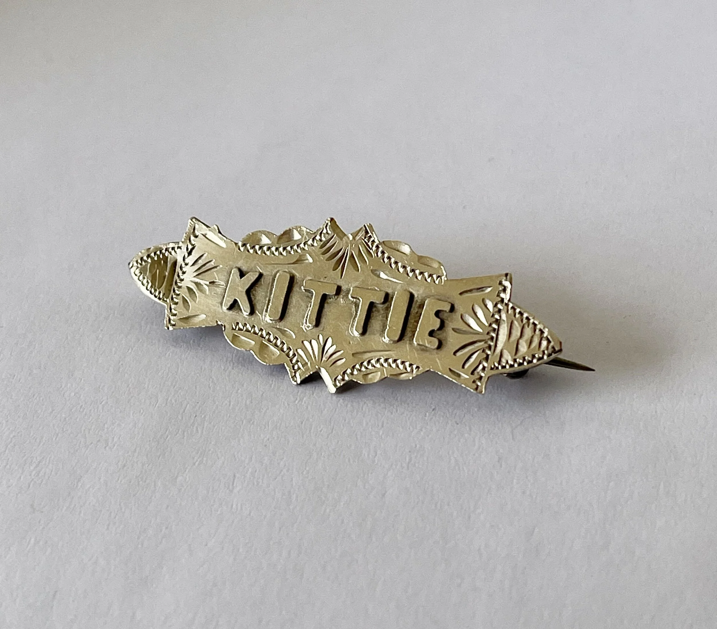 ANTIQUE VICTORIAN STERLING SILVER KITTIE BROOCH CIRCA LATE 1800S