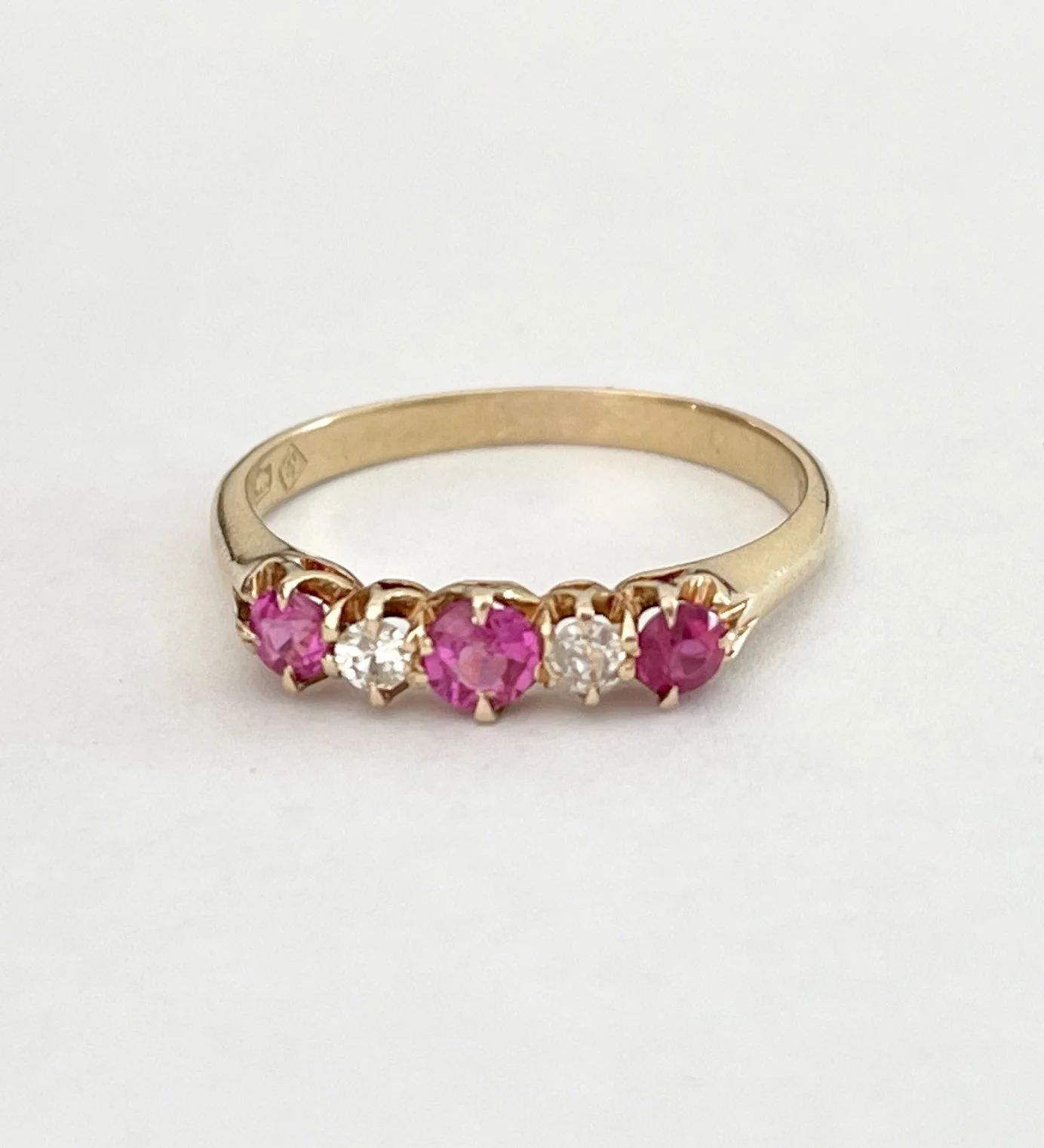 ANTIQUE EDWARDIAN RUBY AND DIAMOND RING CIRCA EARLY 1900s