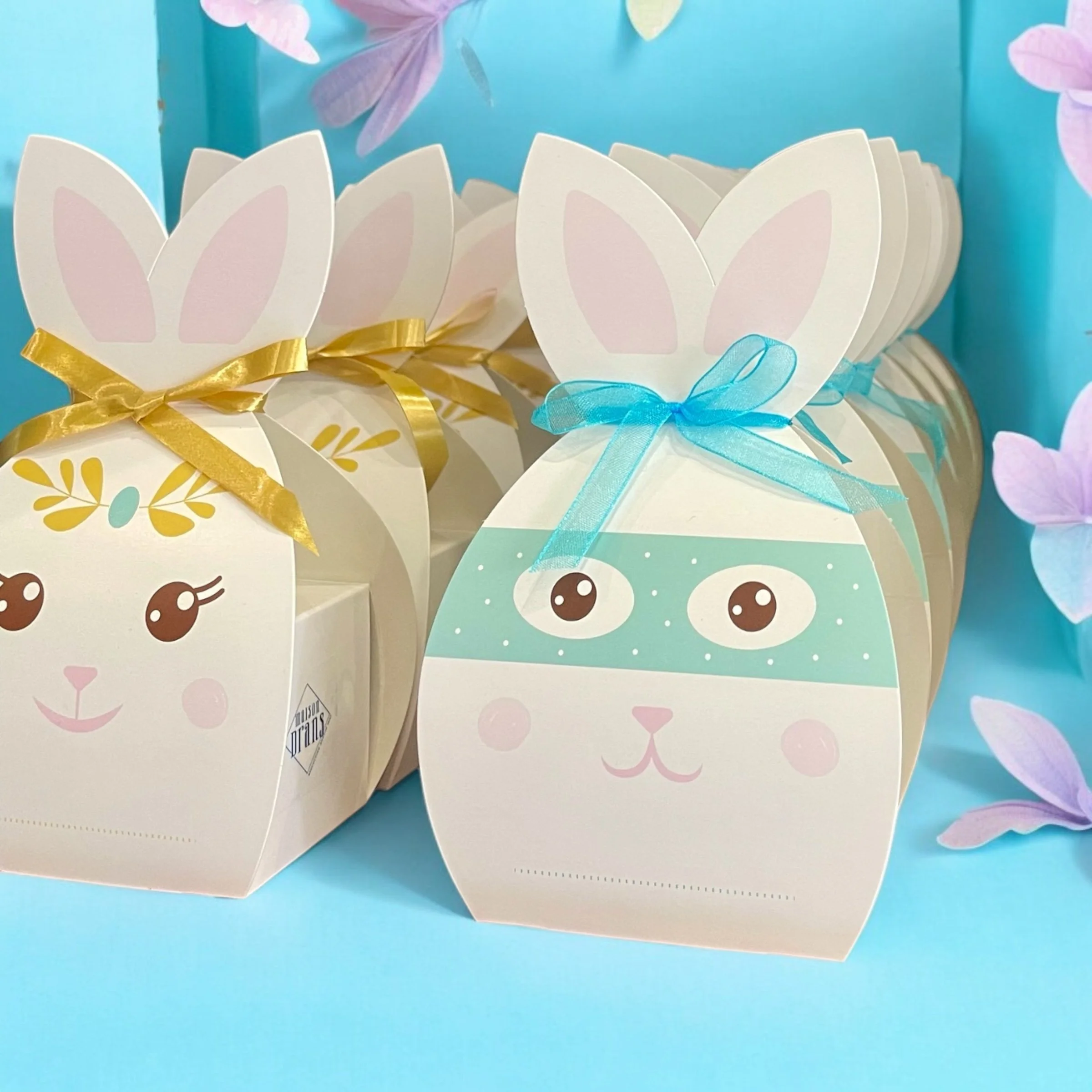 Œufs pralinés au chocolat lait et noir emballés