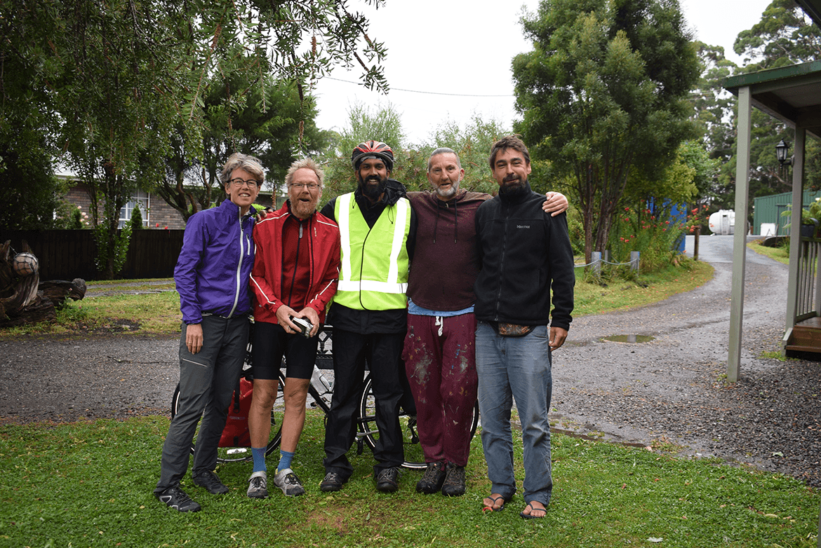  Finally I had to say goodbye to the kind hostel owner and 3 cyclists from Europe. It was great to meet them and share experiences. 