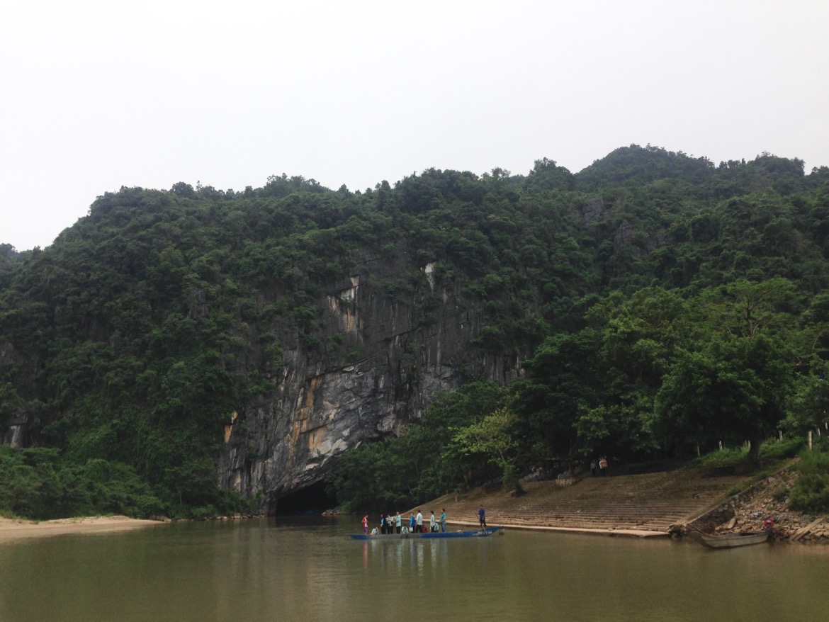  Phong Nha cave. 