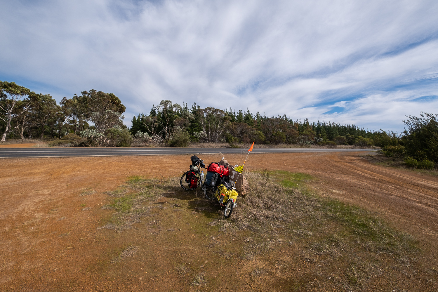  When I set off on my journey from Esperance to Norseman, I was looking forward to the adventure of it all. I had heard that the off-road trail from Esperance to Balladonia was thrilling, and I was determined to take it. However, after speaking with 