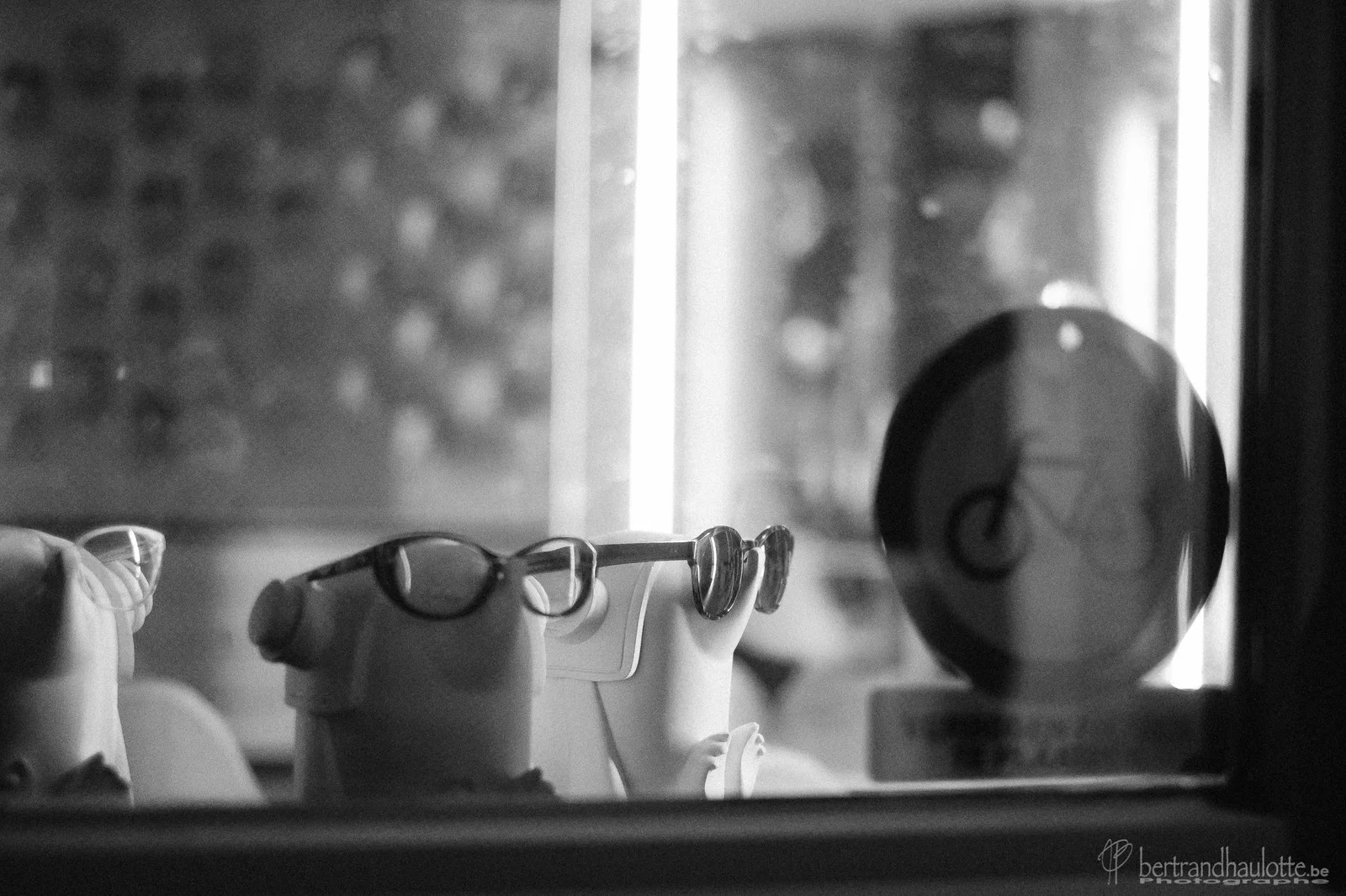 For more information,
please look at my website: www.bertrandhaulotte.com