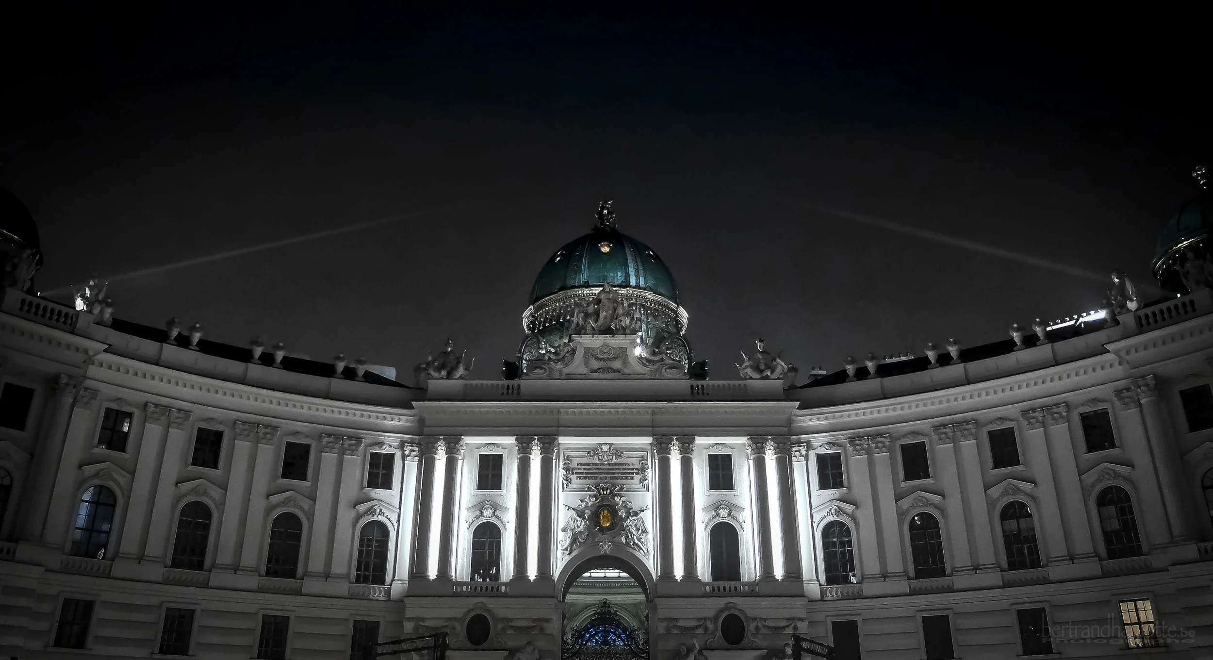 For more information,
please look at my website: www.bertrandhaulotte.com