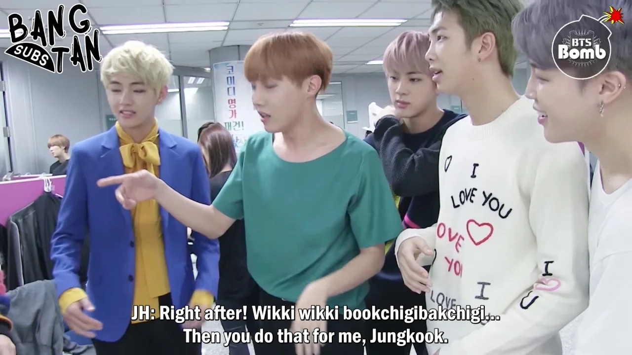 161110 [BANGTAN BOMB] BTS checking out the interview script after camera rehearsal @ Ingigayo