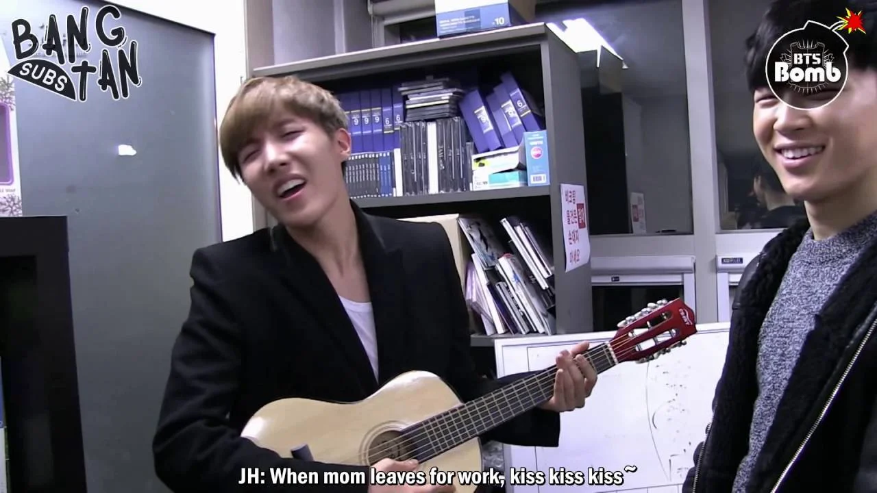 160607 [BANGTAN BOMB] Special BANGTAN BOMB 8 - Playing the guitar